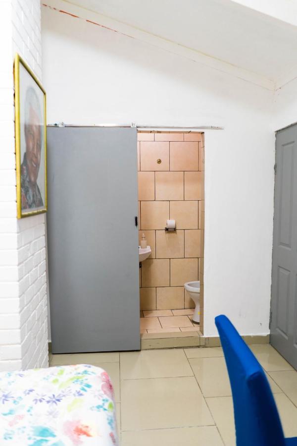 Albrine Lodge Bellville Esterno foto