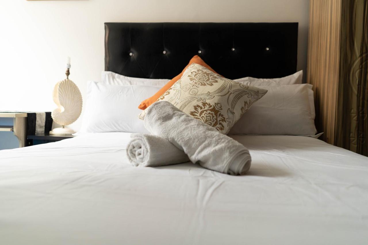 Albrine Lodge Bellville Esterno foto