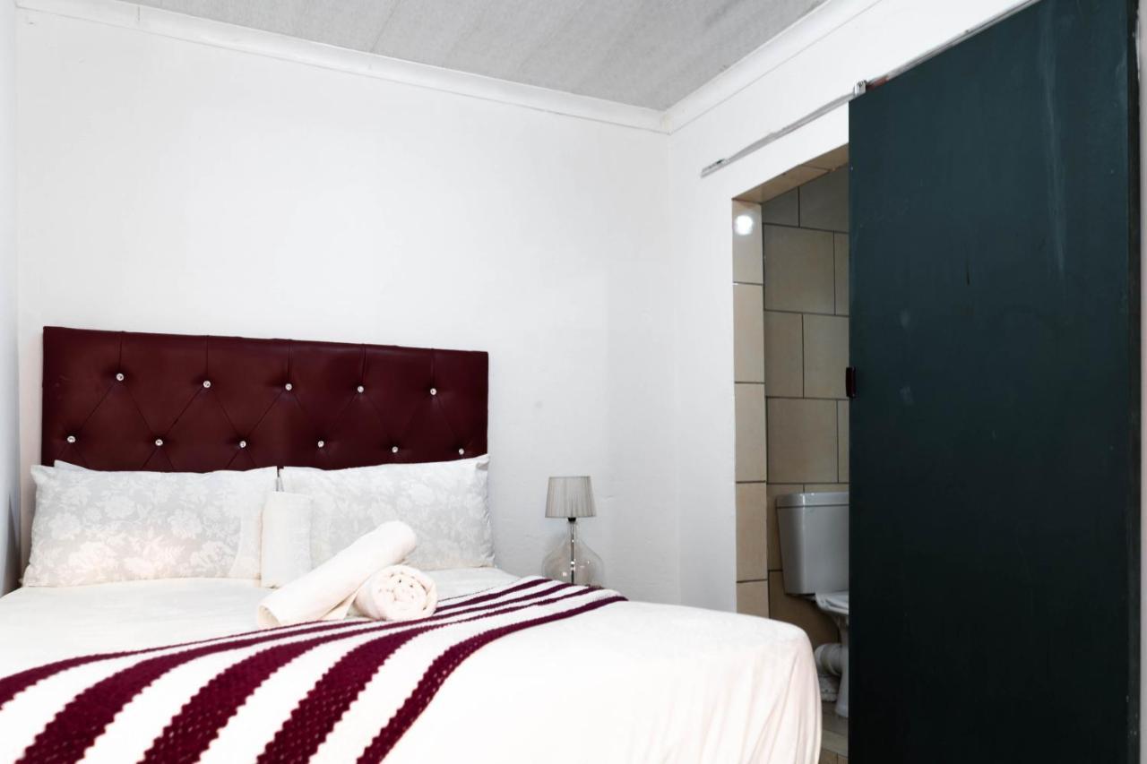 Albrine Lodge Bellville Esterno foto
